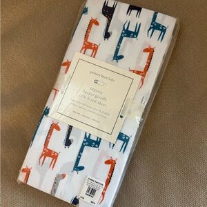 *NWT* Organic Pottery Barn Kids Organic Giraffe Crib Fitted Sheet - Multicolor